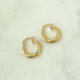 Candongas Carly 1.75gr / 1.7cm / Punteadas Oro Amarillo 18K