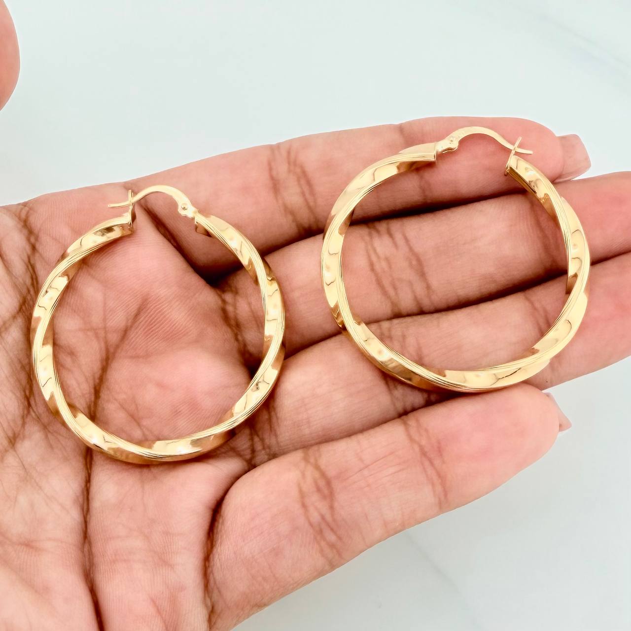 Candongas Mai 4.2gr / 4cm / Oro Amarillo 18K $