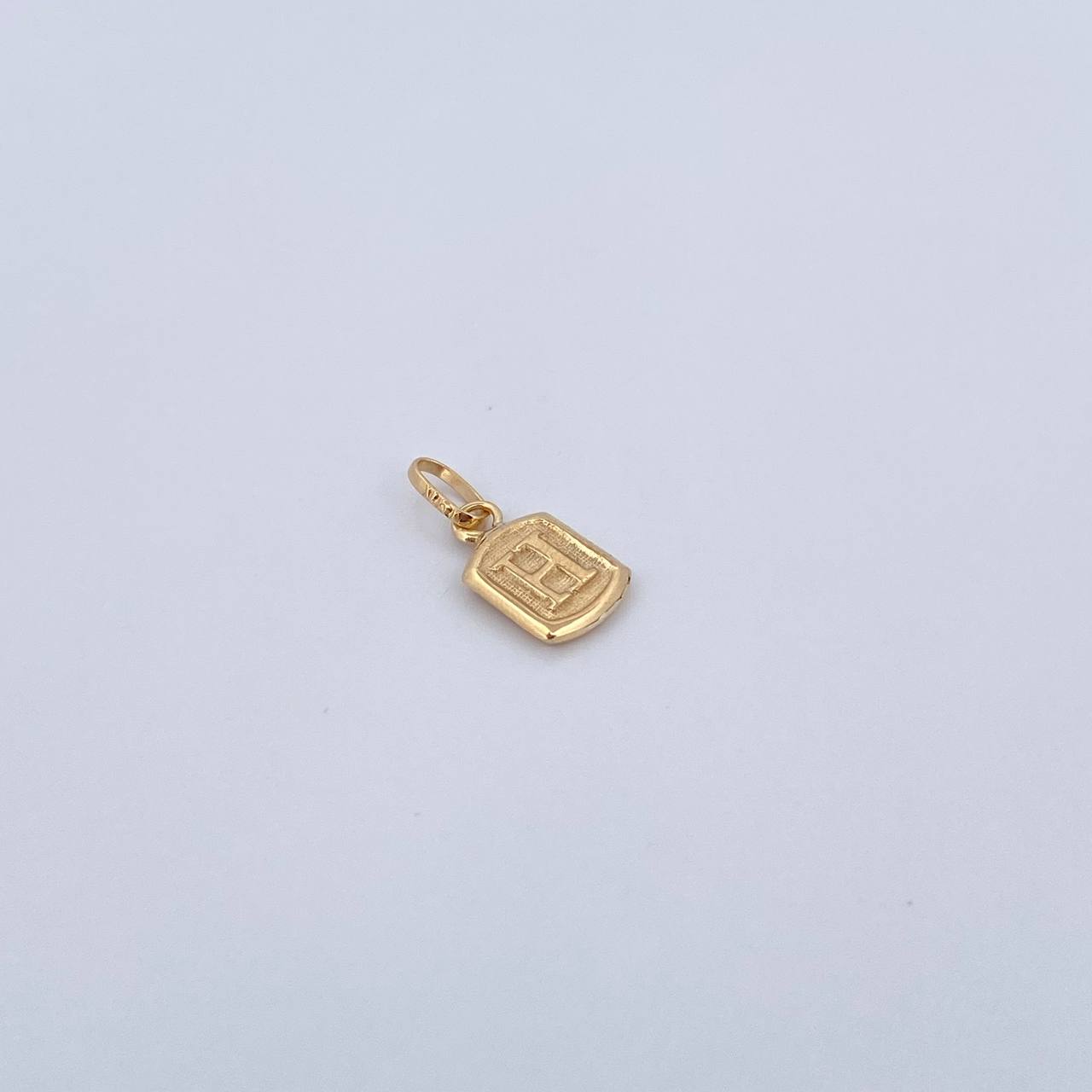 Pendant Letter H 0.35gr / 1.5cm / Smooth 18K Yellow Gold &