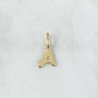 Dije Letra A Cursiva 0.5gr / 1/2 in / Oro Amarillo 18K ©