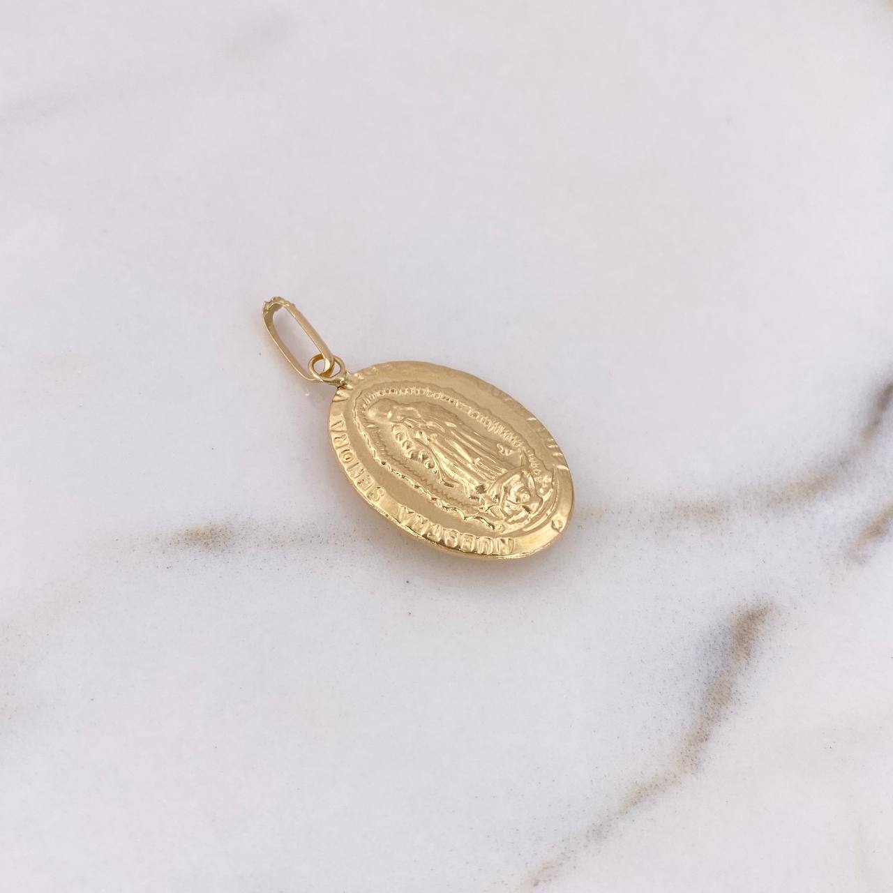 Pendant Virgin Guadalupe 2.25gr / 3.3cm / 18K Yellow Gold Stamped &