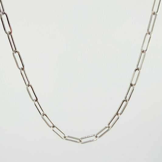 Cadena Cajón 5.55gr / 23 1/2 in / 3.3mm Oro Blanco +3 18K ©