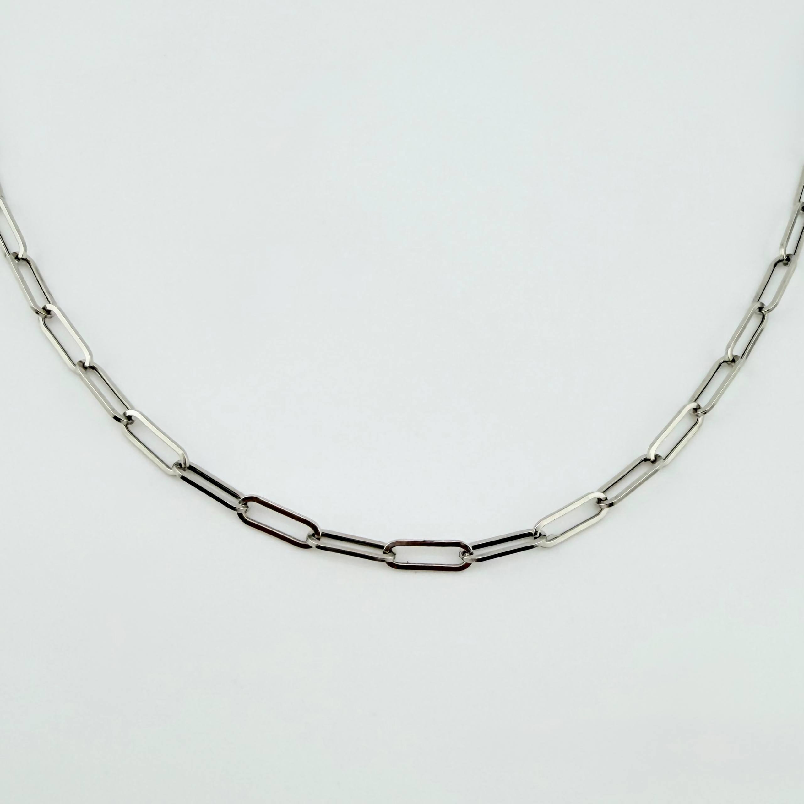 Cadena Cajón 4.9gr / 19 3/4 in / 3.3mm Oro Blanco +3 18K ©