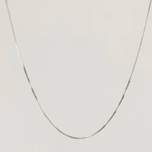 Cadena Veneciana 1.7gr / 15 3/4 in / 0.8mm Oro Blanco +3 18K ©