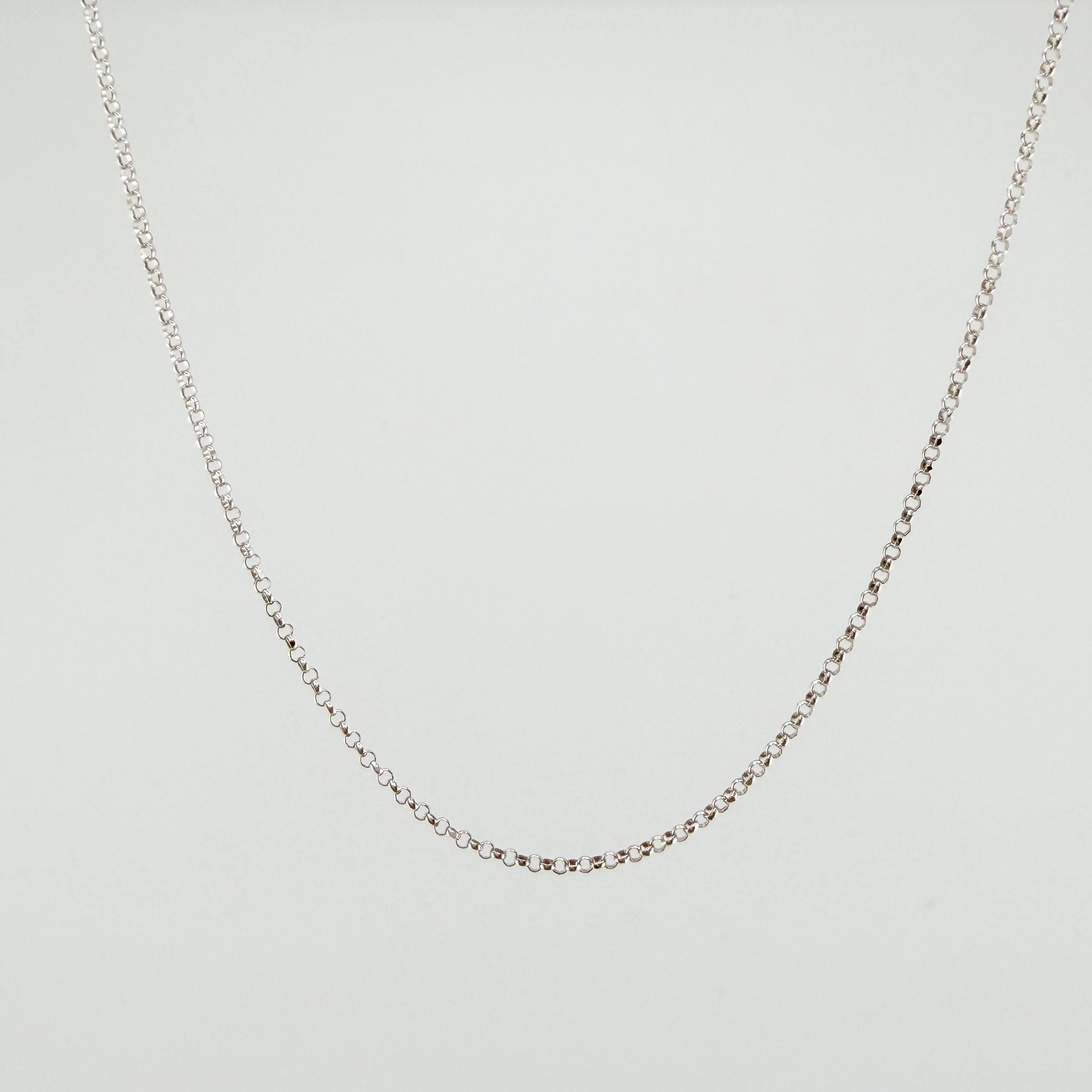 Cadena Roll On 1.35gr / 15 3/4 in / 1.3mm Oro Blanco +3 18K ©