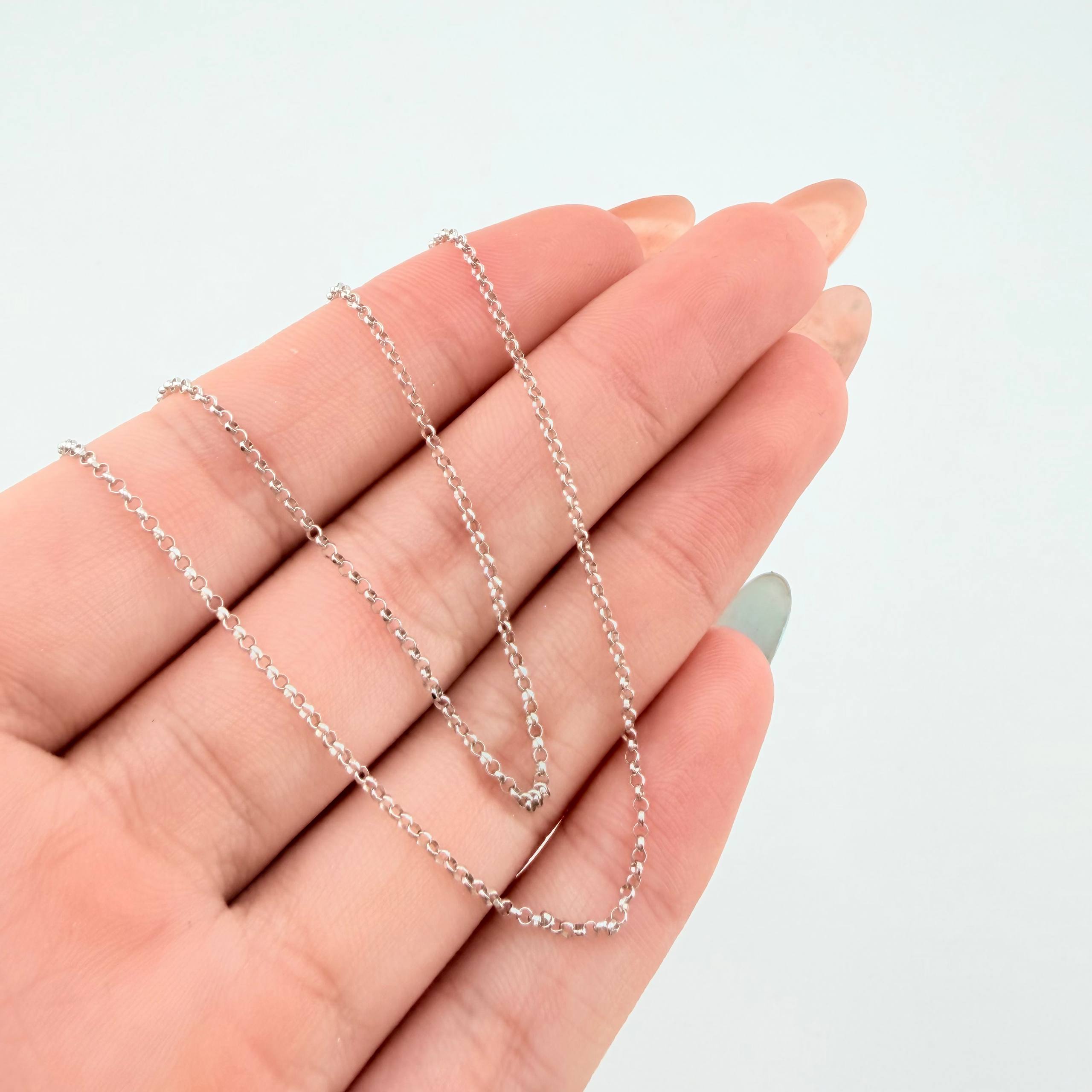 Cadena Roll On 1.35gr / 15 3/4 in / 1.3mm Oro Blanco +3 18K ©