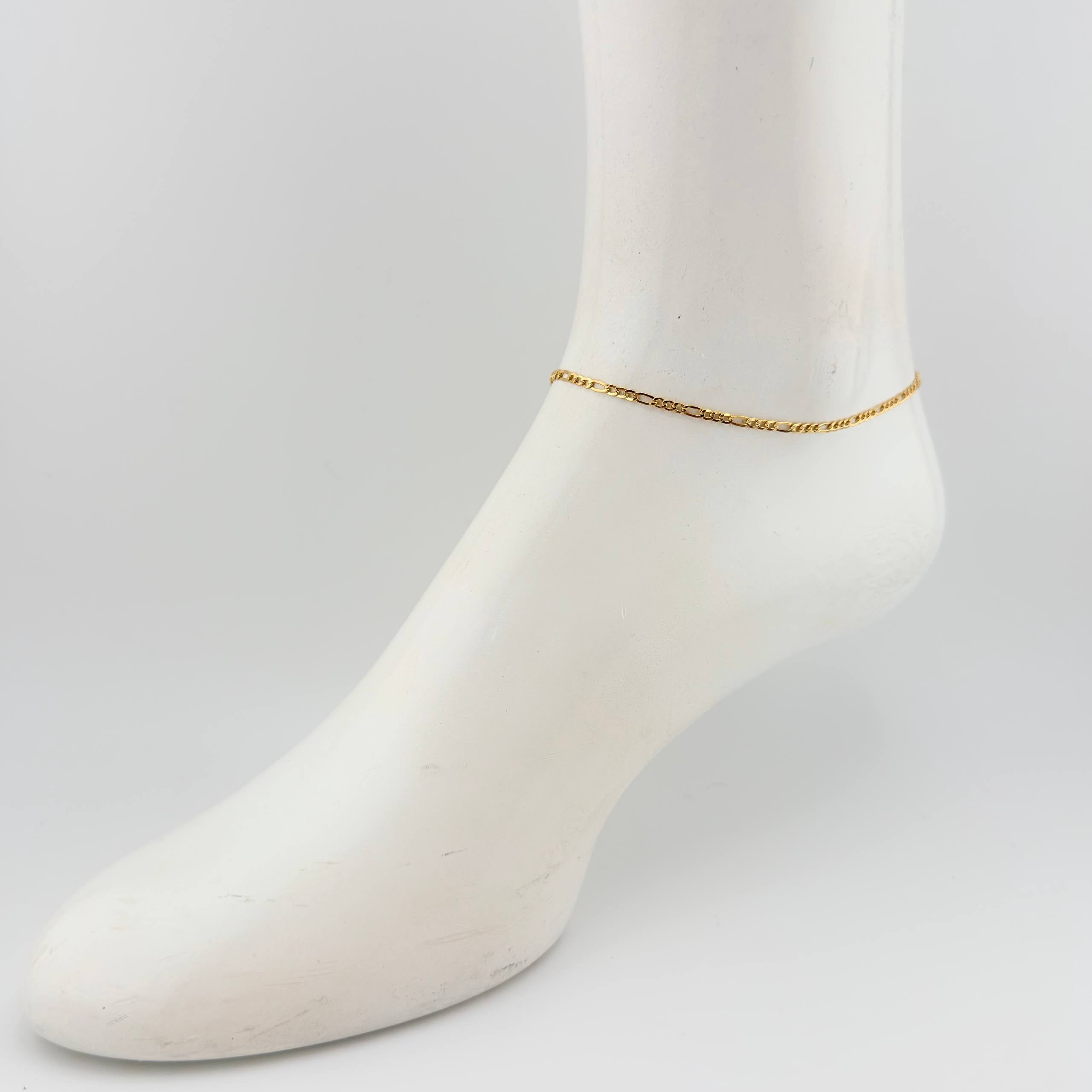 Tobillera Figaro 1.75gr / 9 3/4 in / 2.4mm Oro Amarillo +1 18K