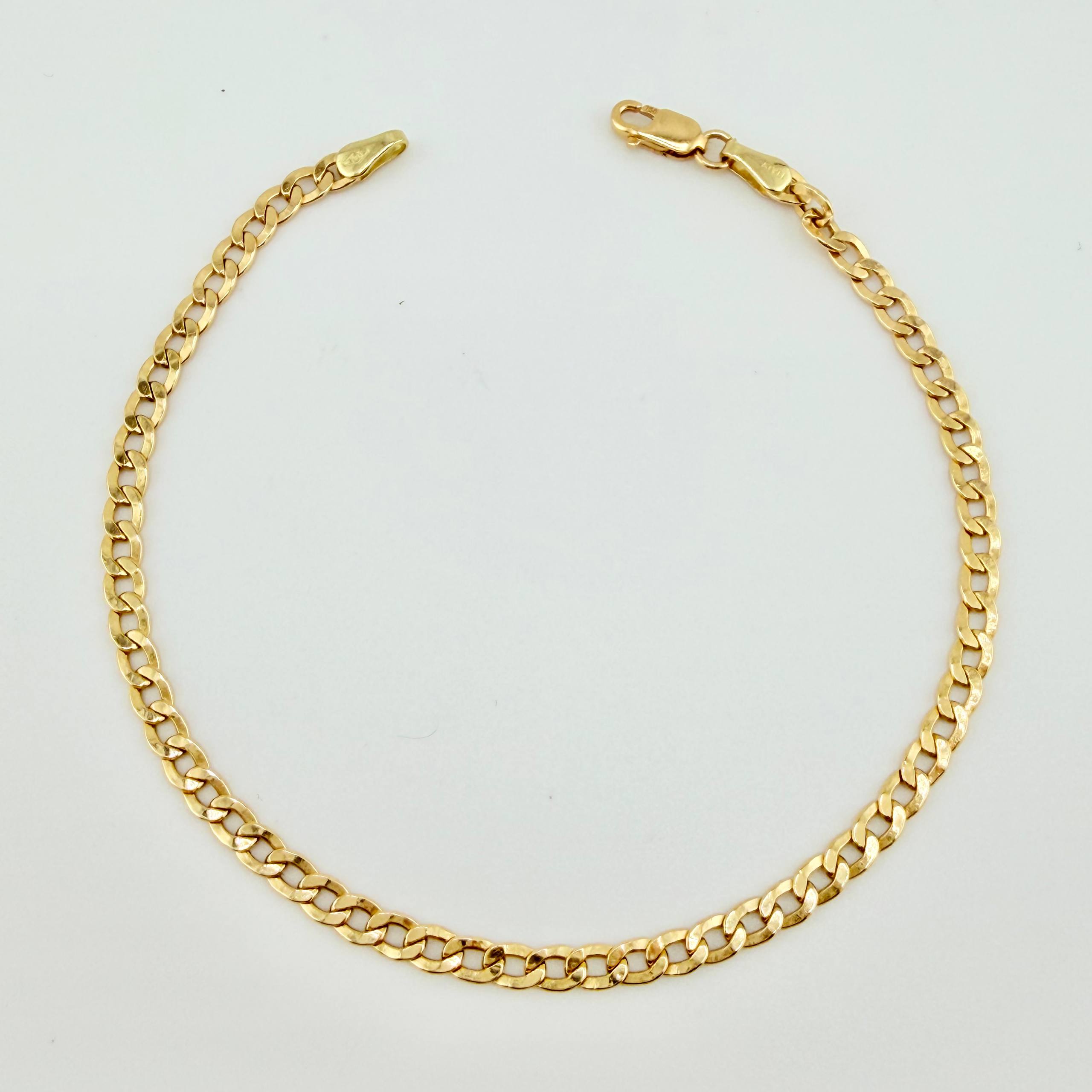 Pulso Cubano 1.95gr / 7 1/2 in / 2.8mm Oro Amarillo +1 18K ©