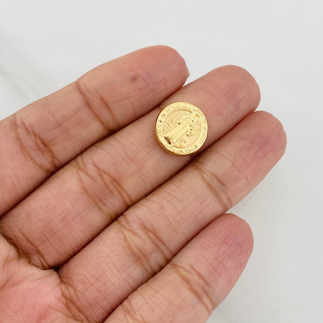 Charm San Benito 0.6g / 1/2 in Yellow Gold 18K