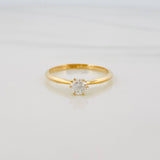 Diamond Solitaire Ring 24 Pts 1.6 g / T5 1/2 Yellow Gold 18K