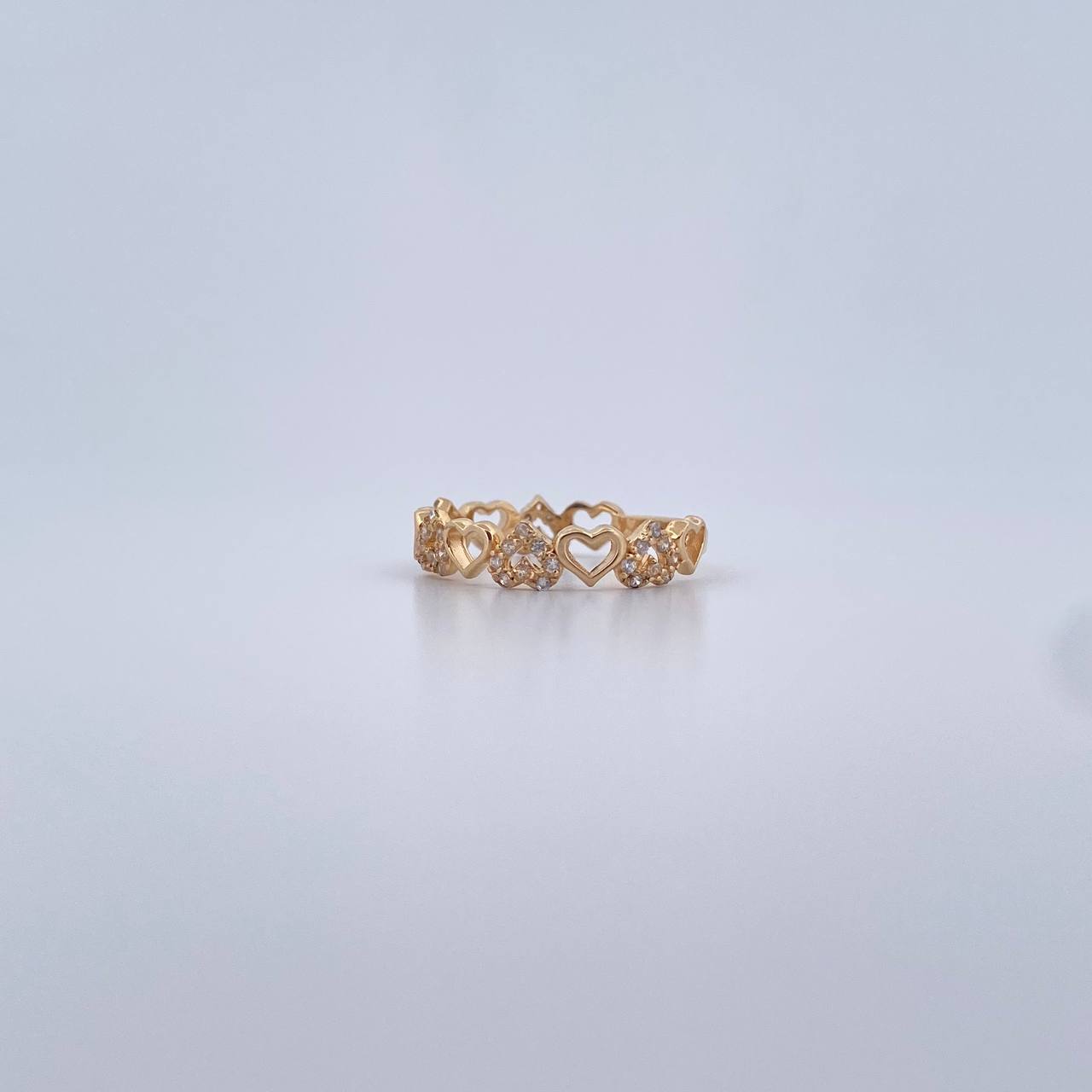 Hearts Ring 2.15gr / Size 6 1/4 / White Zircons 18K Yellow Gold &