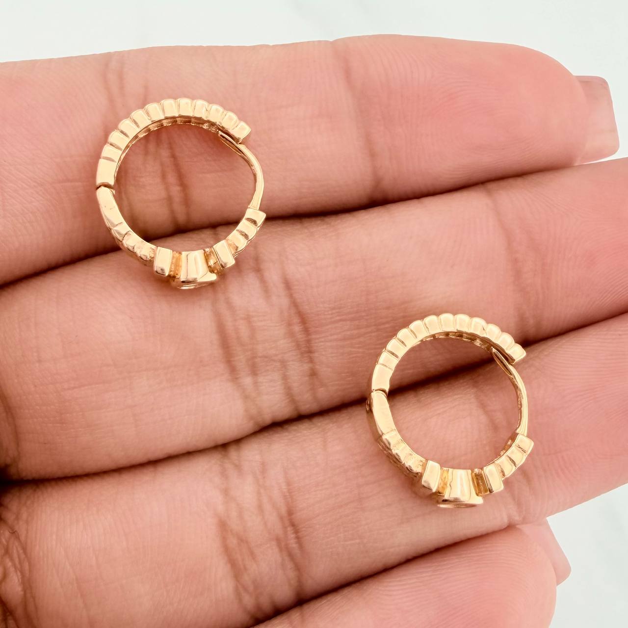 Candongas Amuleto Maya 2.95gr / 1.3cm / Oro Amarillo 18K $