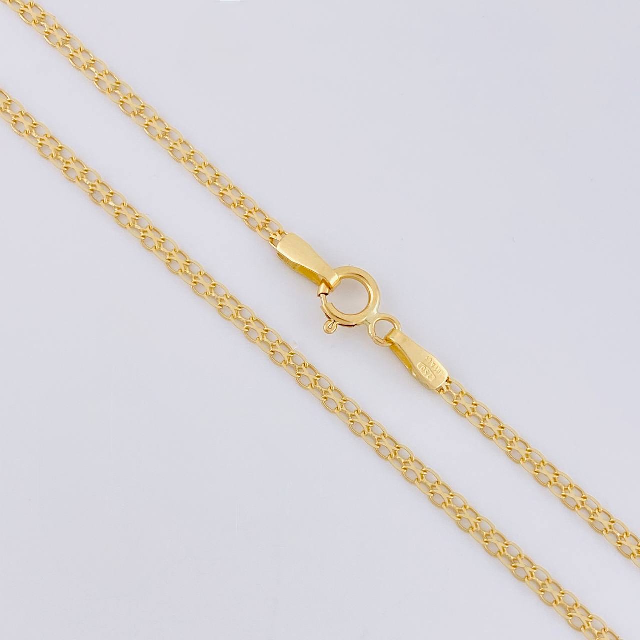 Cadena China 1.9 g / 45.2 cm / 1.8 mm Oro Amarillo 18K