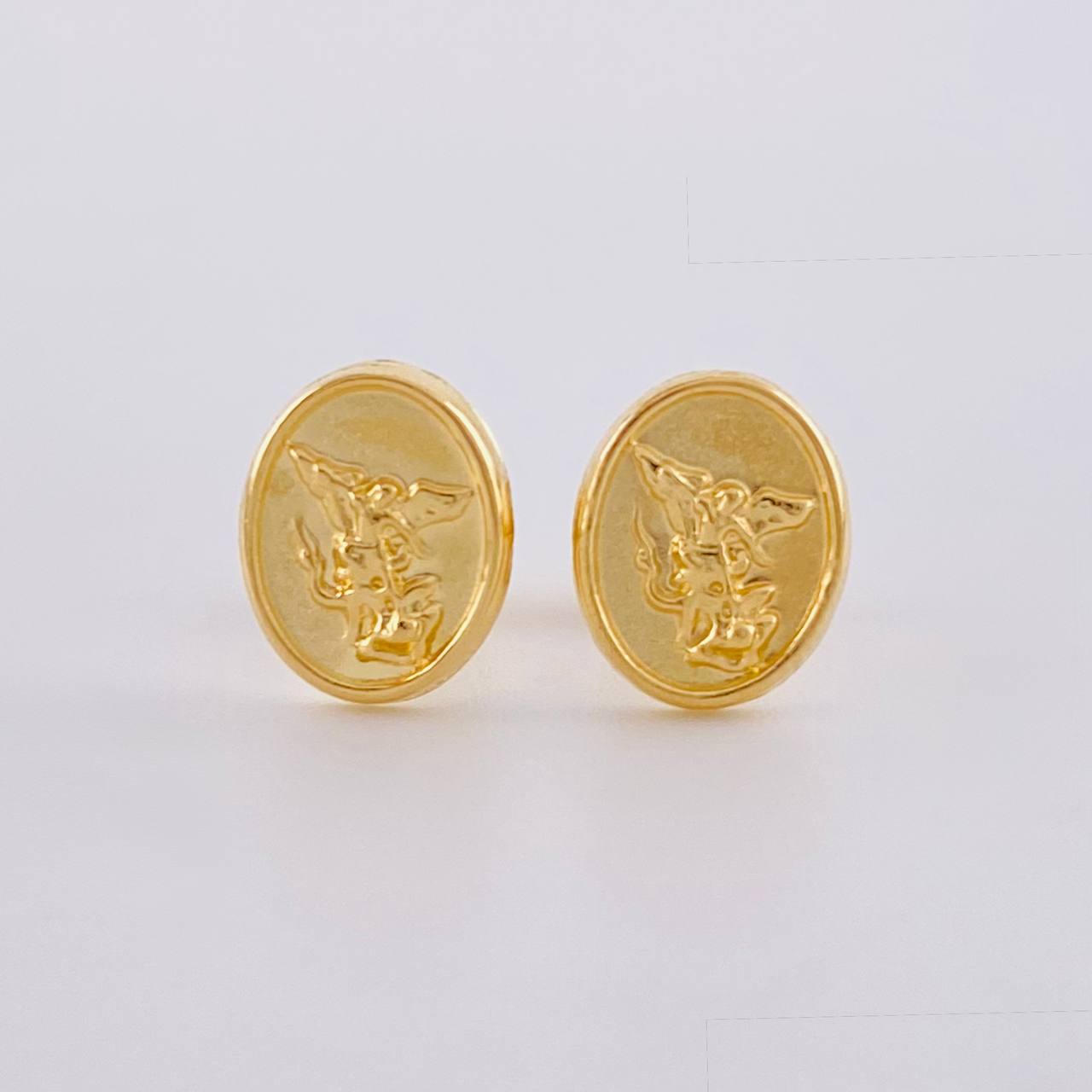 Topos San Miguel Mate 0.85 g / in / 9 mm Oro Amarillo 18K