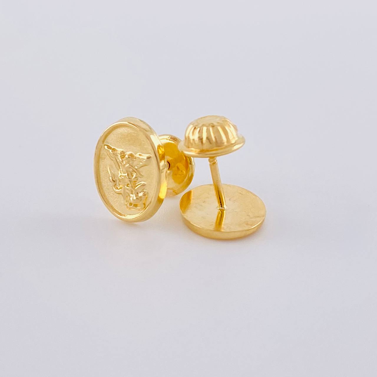 Topos San Miguel Mate 0.85 g / in / 9 mm Oro Amarillo 18K