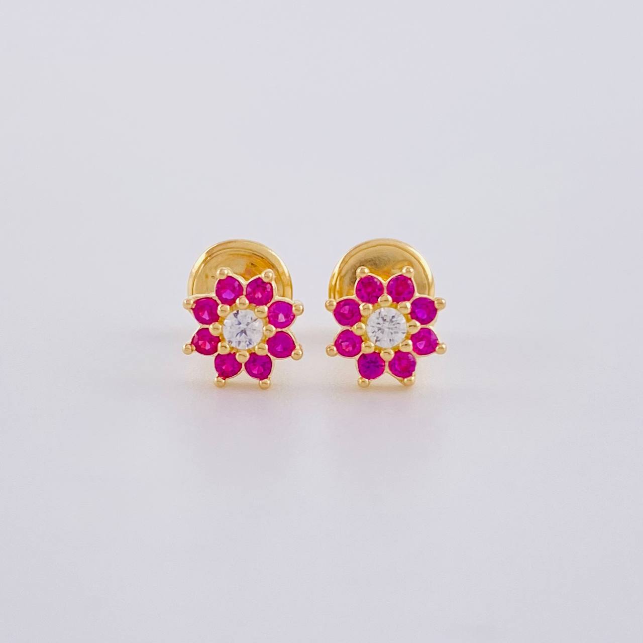Topos Flor Ocho Petalos 0.85 g / in / 6.3 mm Oro Amarillo 18K