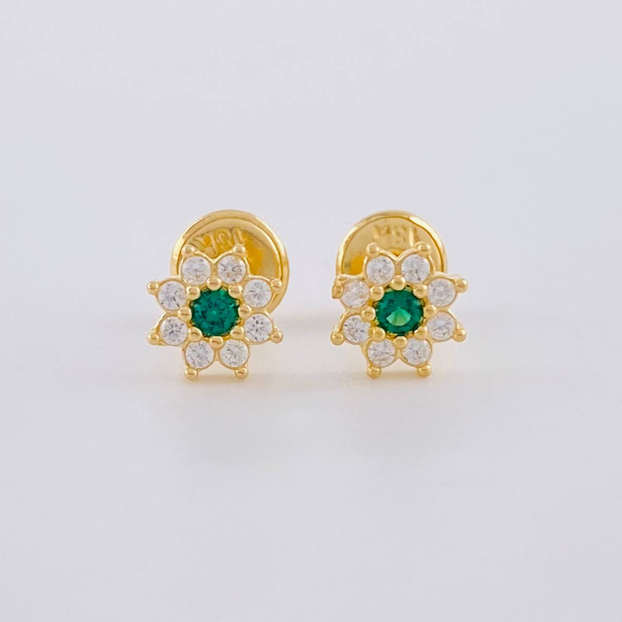 Topos Flor Ocho Petalos 0.85 g / in / 6.3 mm Oro Amarillo 18K