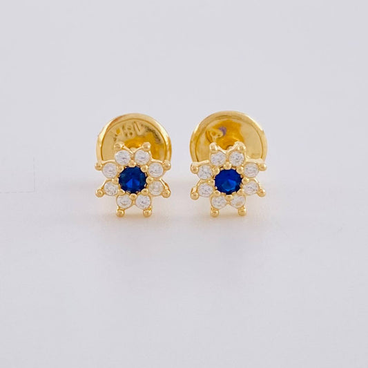 Stud Earrings Flower Eight Petals 0.6 g / in / 5.4 mm Yellow Gold 18K