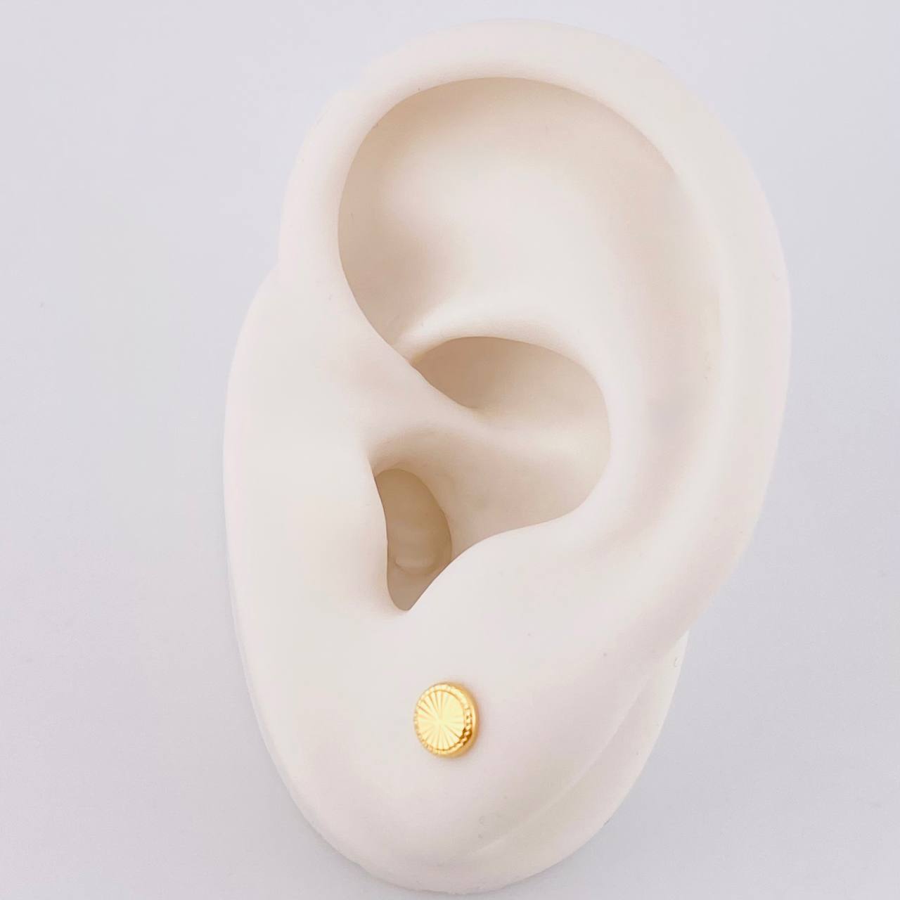 Topos Circulo Diamantado 0.5 g / in / 5 mm Oro Amarillo 18K
