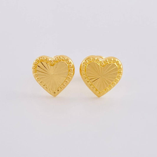 Diamond Cut Heart Stud Earrings 0.95 g / in / 8.8 mm Yellow Gold 18K