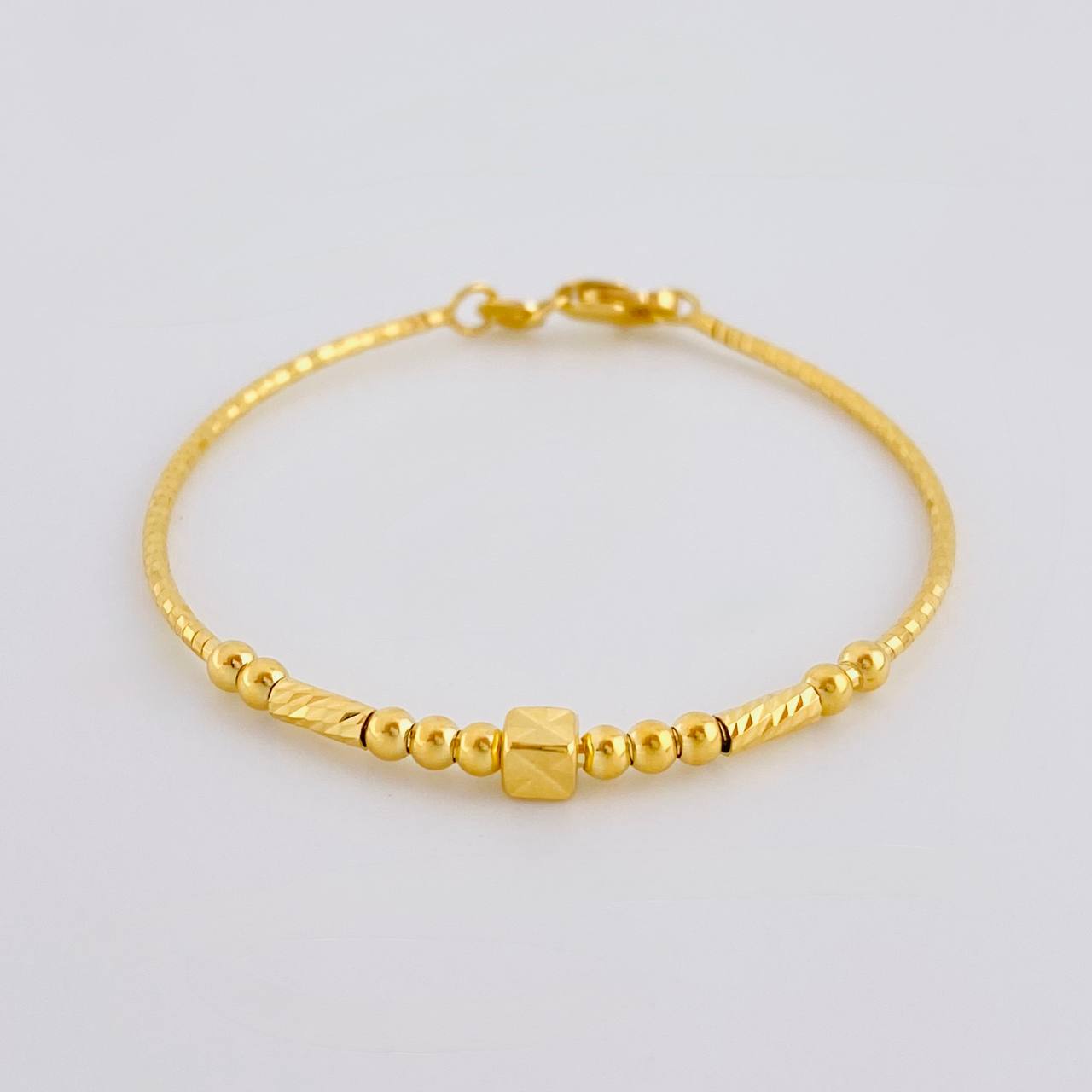 Bracelet Baby Cubicular Cylindrical Assembled 2.3 g / 5 in / 3 mm 18K Yellow Gold