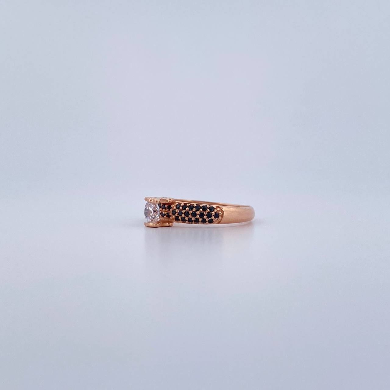 Ring Solitaire Bear Ts 2.05gr / Size 6 / White and Black Zircons 18K Rose Gold &