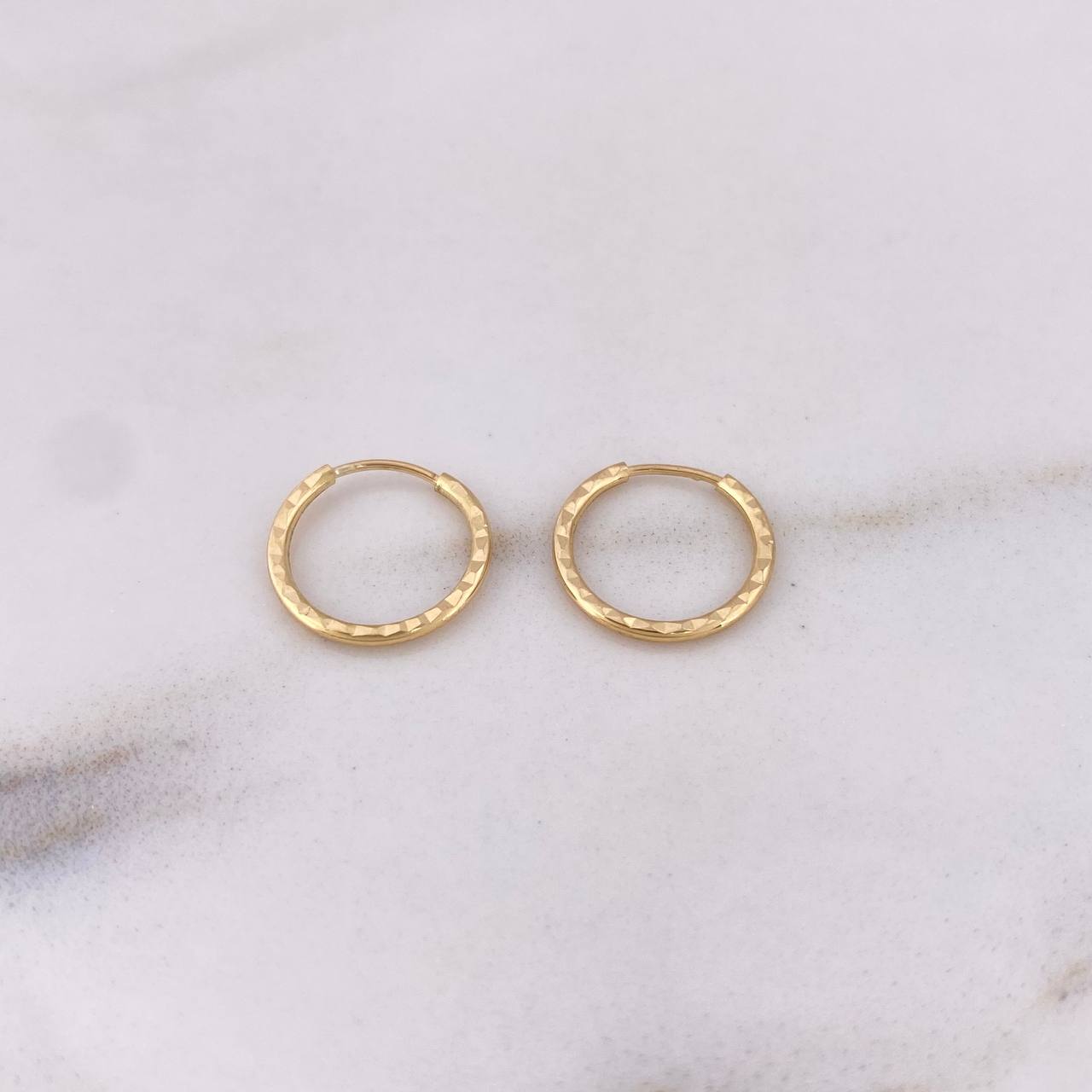 Hoop Earrings Striped Hoop 0.6gr / 1.2cm / Diamond Cut 18K Yellow Gold &
