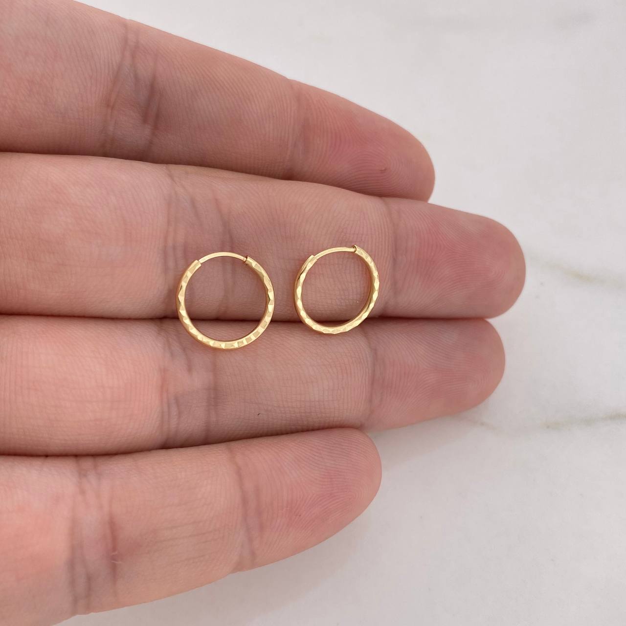 Hoop Earrings Striped Hoop 0.6gr / 1.2cm / Diamond Cut 18K Yellow Gold &
