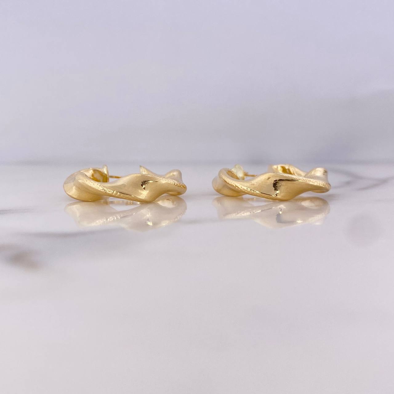 Hoop Earrings Demi 4.8gr / 2.8cm / Yellow Gold 18K Dotted Flower &