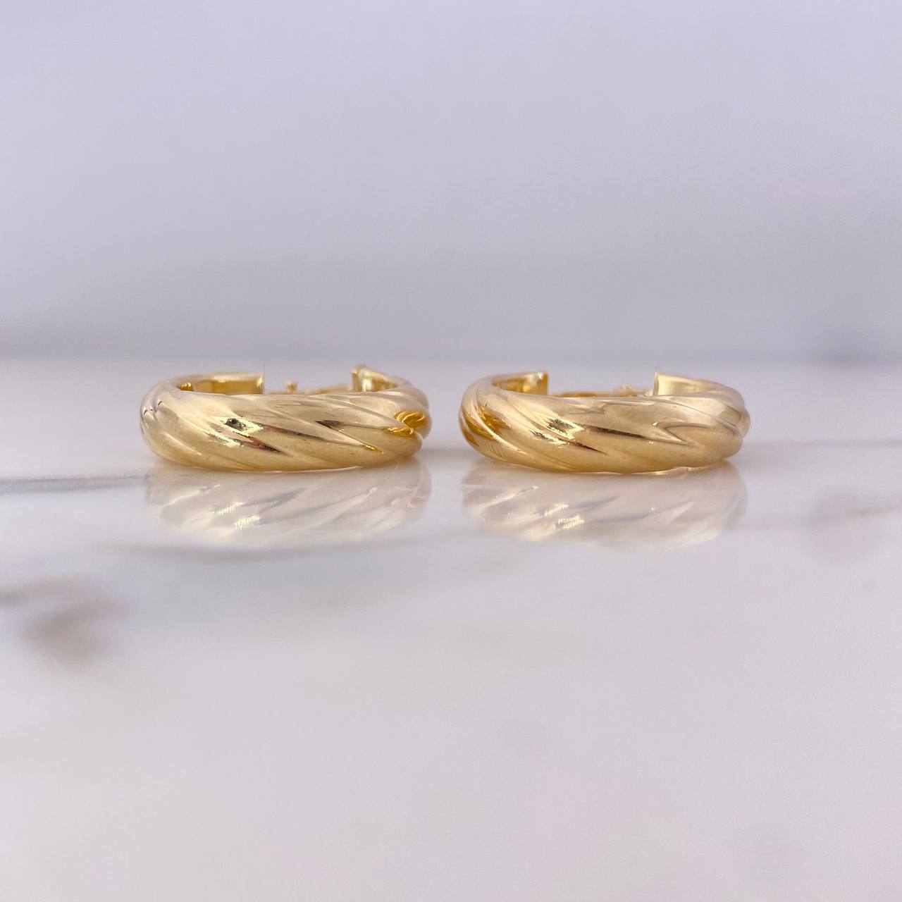Hoop Earrings Semi 3.75gr / 2.5cm / 18K Yellow Gold Spiral &