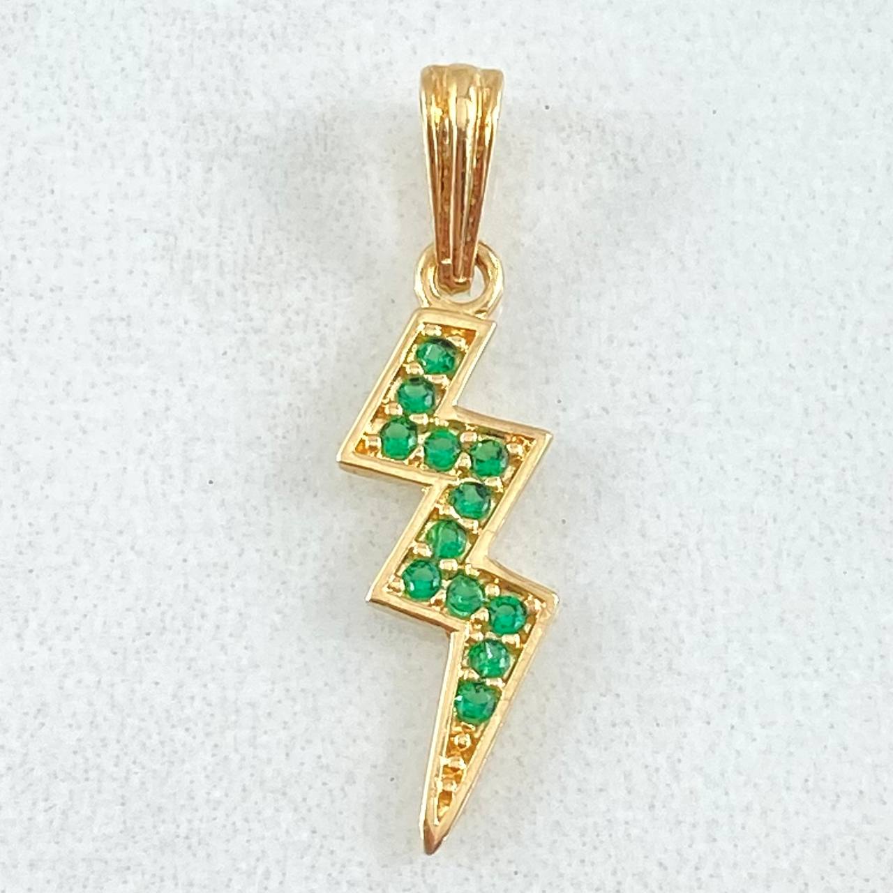 Pendant 0.9gr / 2.5cm (1.0in) / 18K Gold