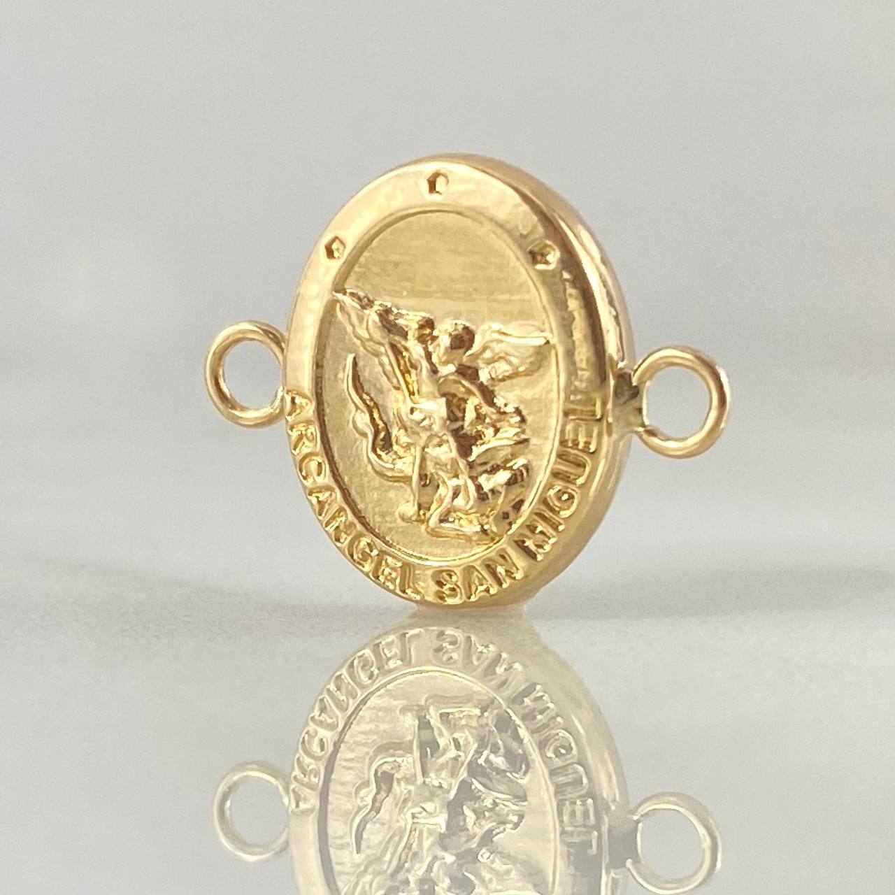 Herraje San Miguel 0.6gr / 1.5cm / Oro 18K ©