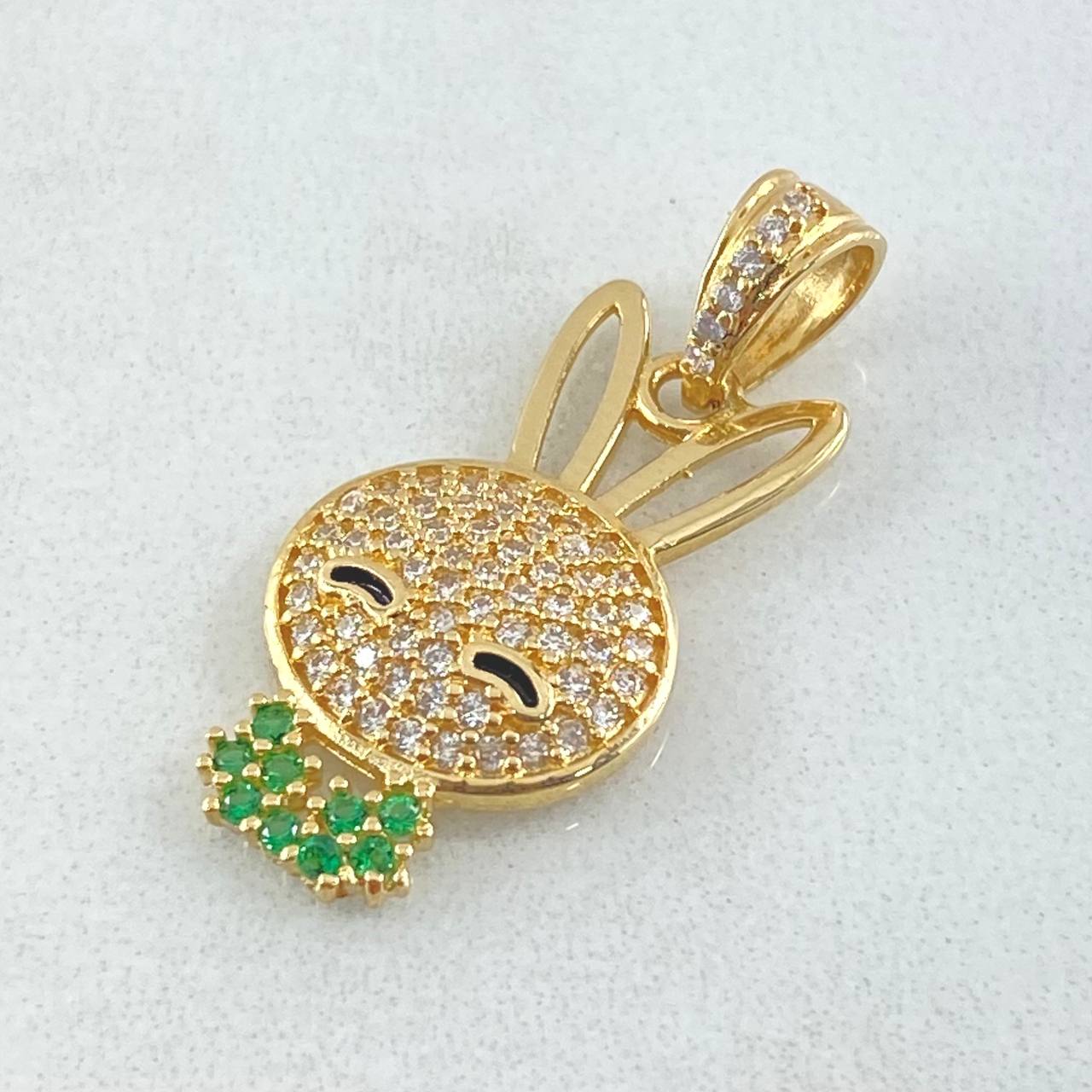 Pendant Rabbit Face 2.35gr / 2.7cm (1.1in) / 18K Gold ©