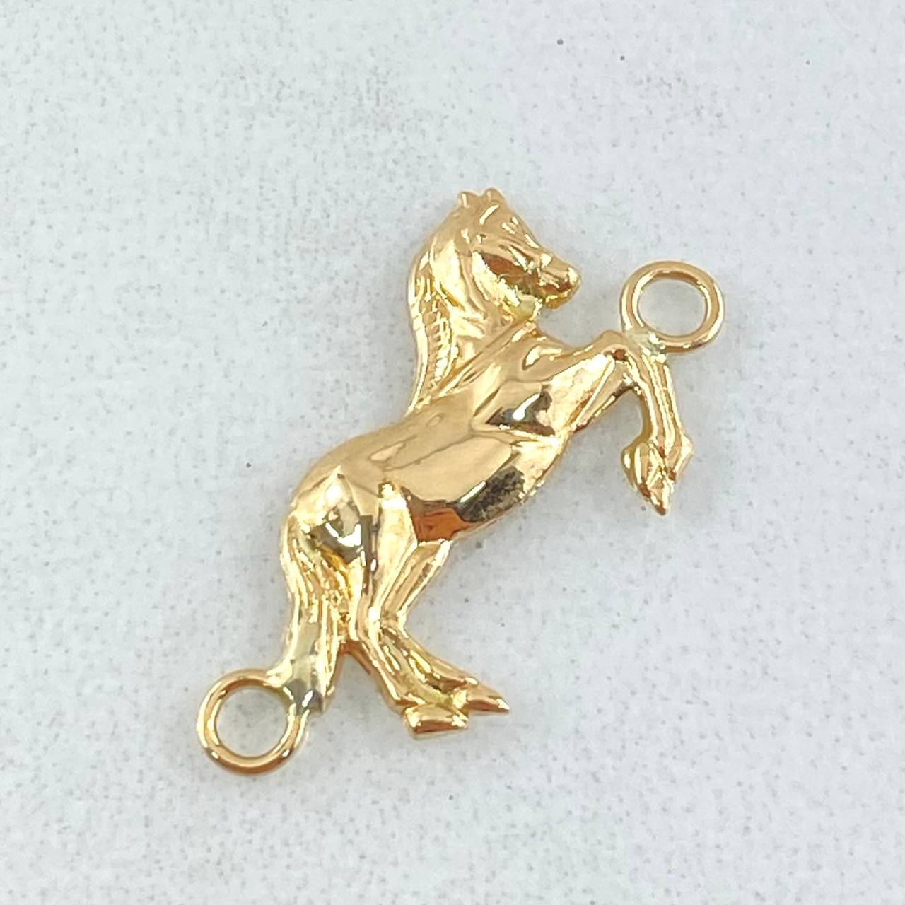 Charm 0.5gr / 0.8in / 18K Gold ©