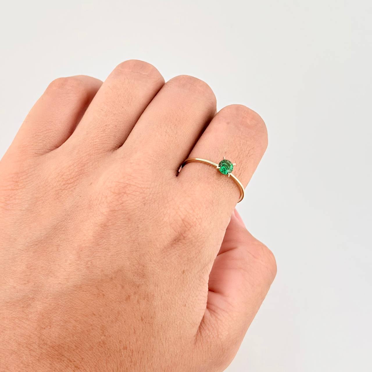 Anillo Solitario 1.2g / T9 Oro Amarillo 18K