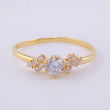 Floral Solitaire Ring 1.55g / T7 3/4 Yellow Gold 18K