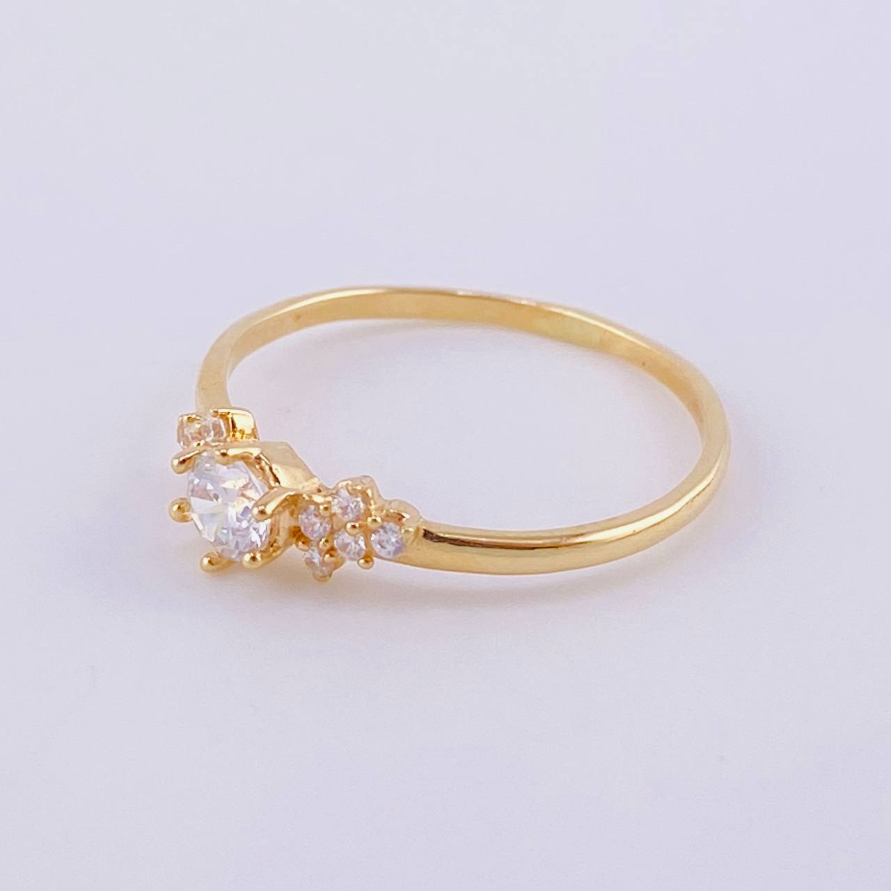 Floral Solitaire Ring 1.55g / T7 3/4 Yellow Gold 18K