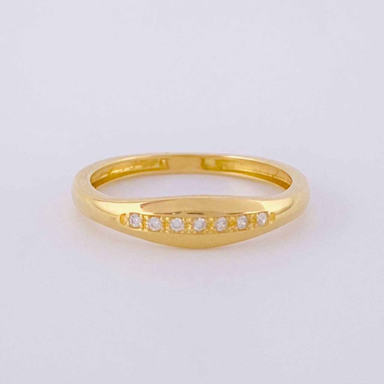 Anillo Linea 7 Puntos 0.4g / T4 1/4 Oro Amarillo 18K