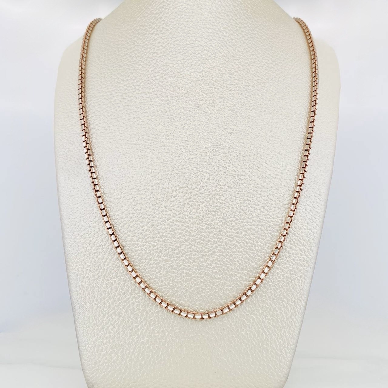 Venetian Chain 31.6 g / 25 3/4 in / 1.3 mm Two White Rose Gold 18K