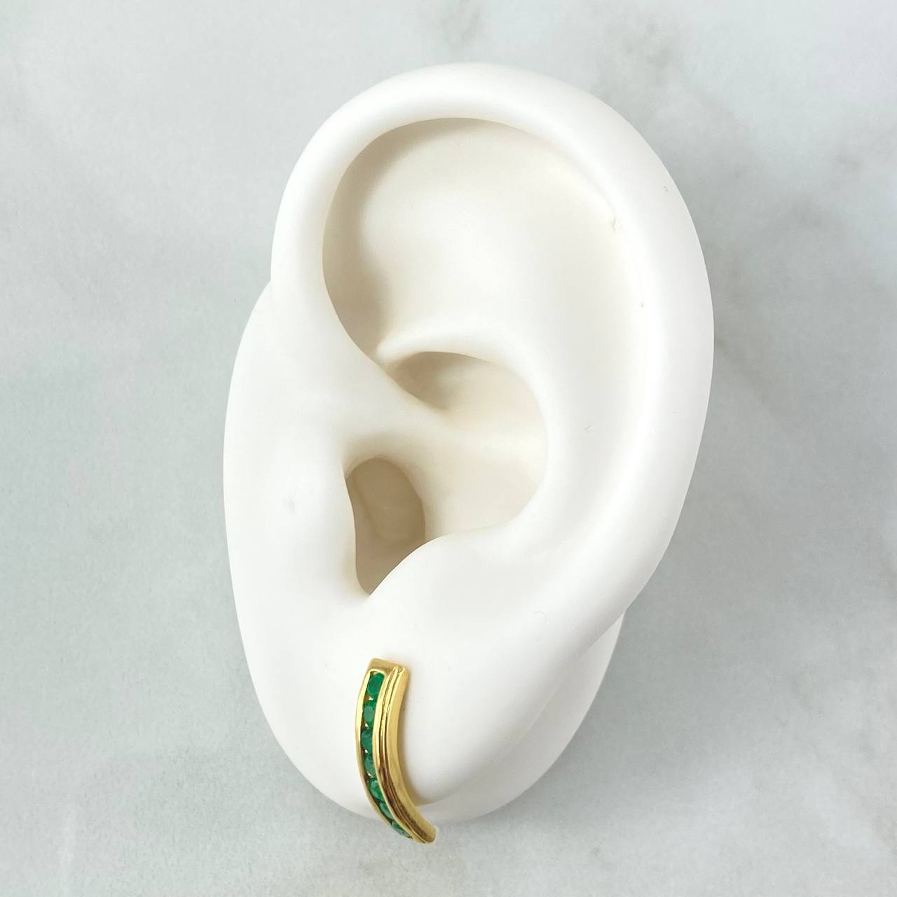 Stud Earrings Curved Track 2.9gr / 1.5cm / Emeralds 46pts Lobster Claw 18K Yellow Gold Butterfly (Jewel) *