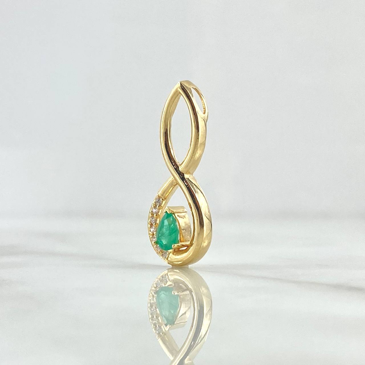 Dije Infinito Musical 3.15gr / 2.8cm / Esmeralda 77pts Oro Amarillo 18K (Joya) *