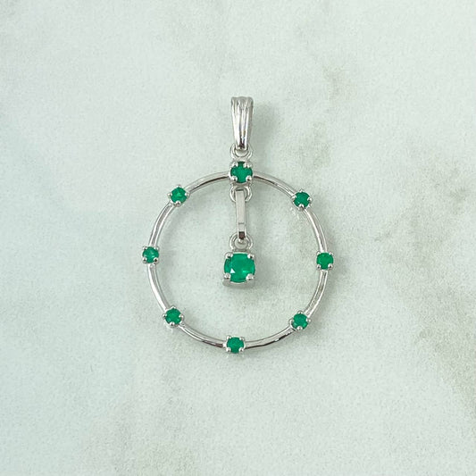 Dije Aro Colgante 2.95gr / 3.5cm / Esmeraldas 55pts Oro Blanco 18K (Joya) *