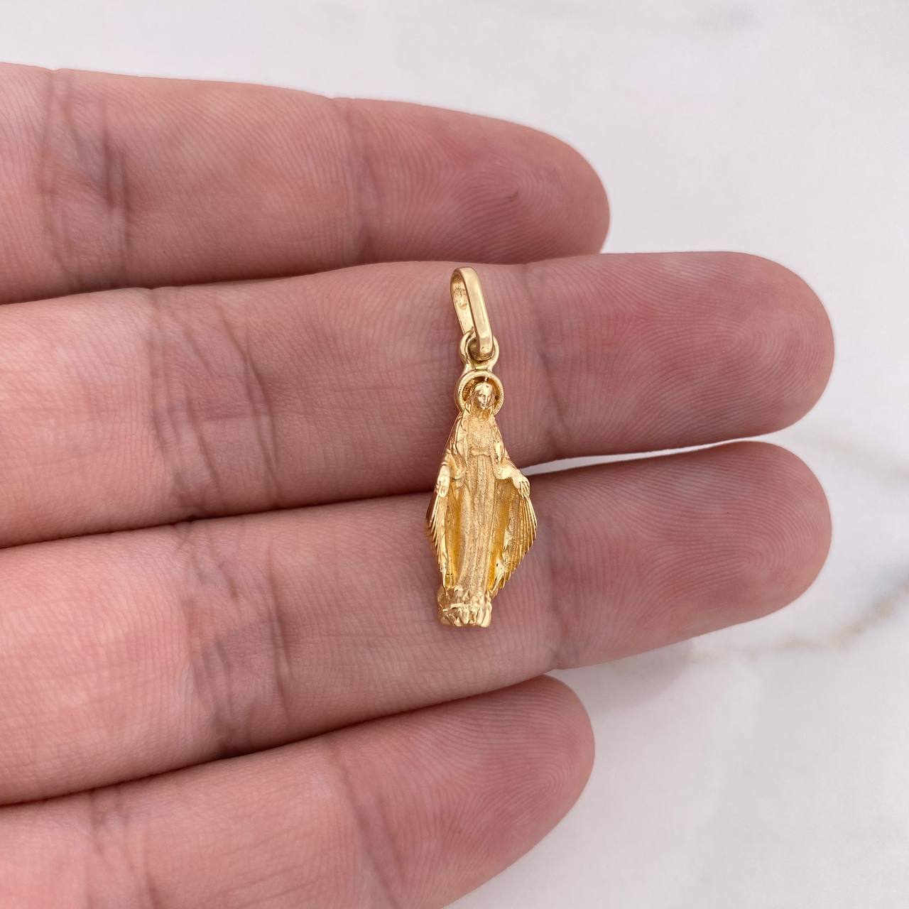 Pendant Miraculous Virgin 2.15gr / 2.8cm / 18K Yellow Gold #