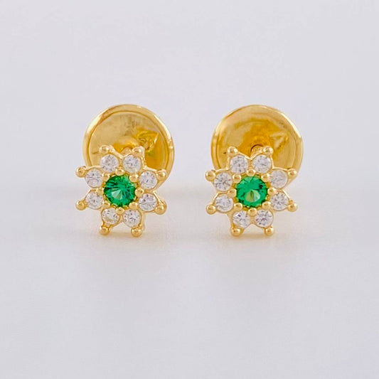 Stud Earrings Flower Eight Petals 0.6 g / in / 5 mm Yellow Gold 18K