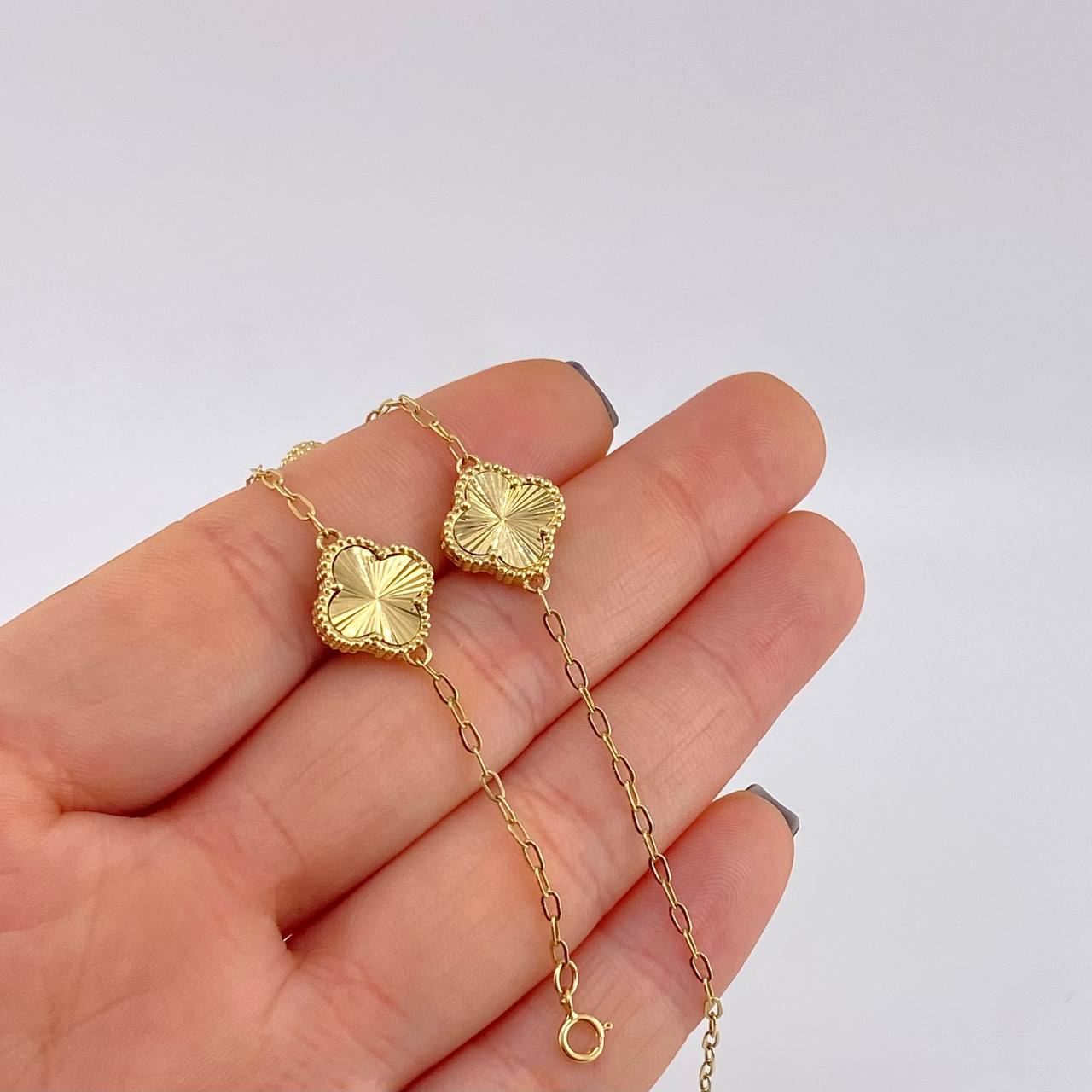 Pulso Trebol Aro Seguido 5.75 g / 7 3/4 in / 1.8 mm Oro Amarillo 18K