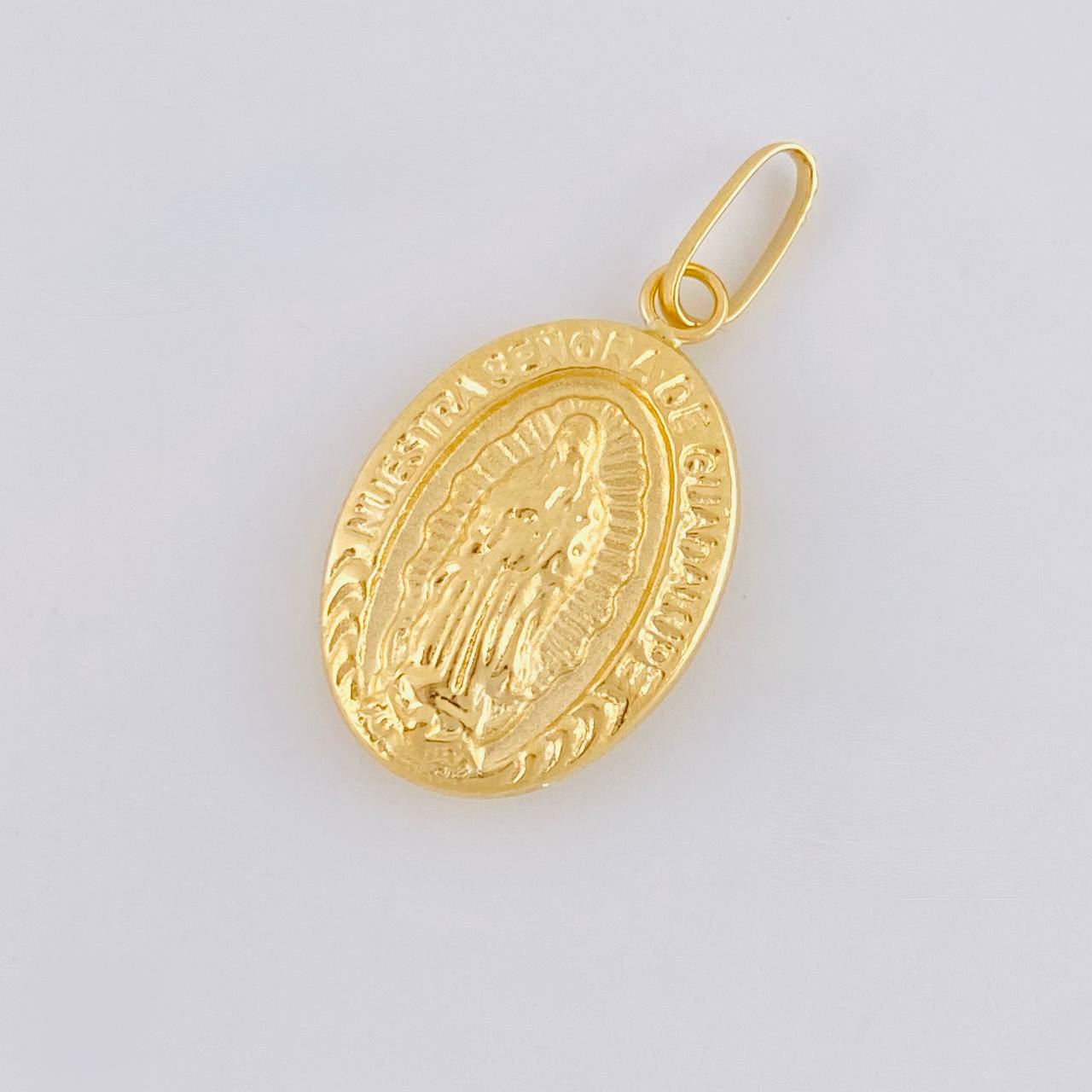 Dije Virgen Guadalupe 1.1 g / 1 in Oro Amarillo 18K