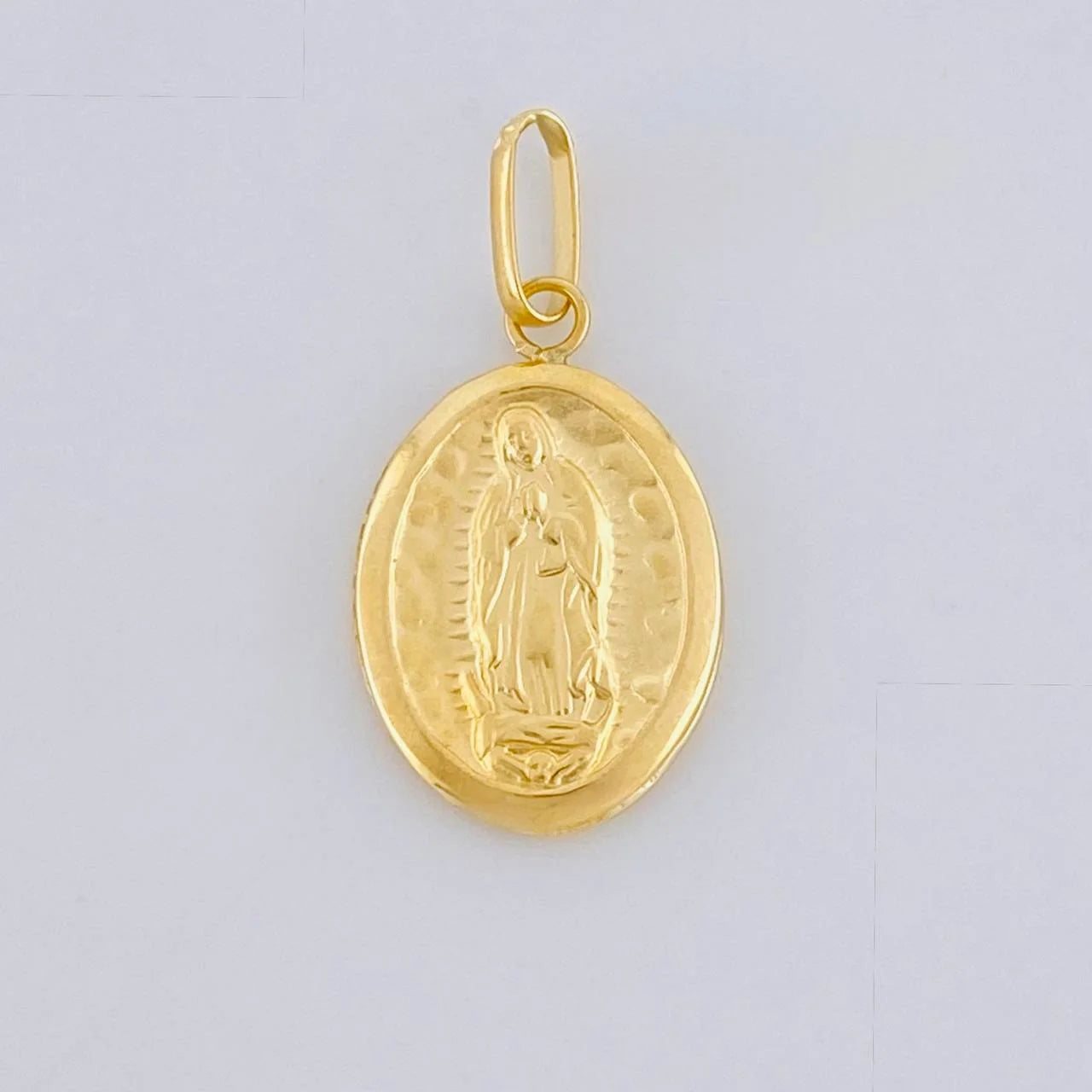 Pendant Virgen de Guadalupe 0.65g / 3/4 in 18K Yellow Gold