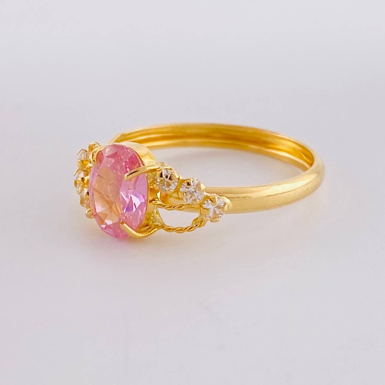 Anillo Solitario Rosa Real 1.9 g / T8 1/2 Oro Amarillo 18K