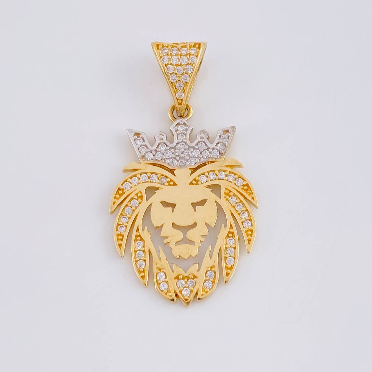 Dije León 3.2 g / 1 1/4 in Dos Oros Amarillo Blanco 18K