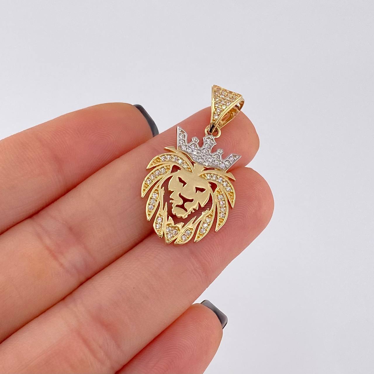 Dije León 3.2 g / 1 1/4 in Dos Oros Amarillo Blanco 18K